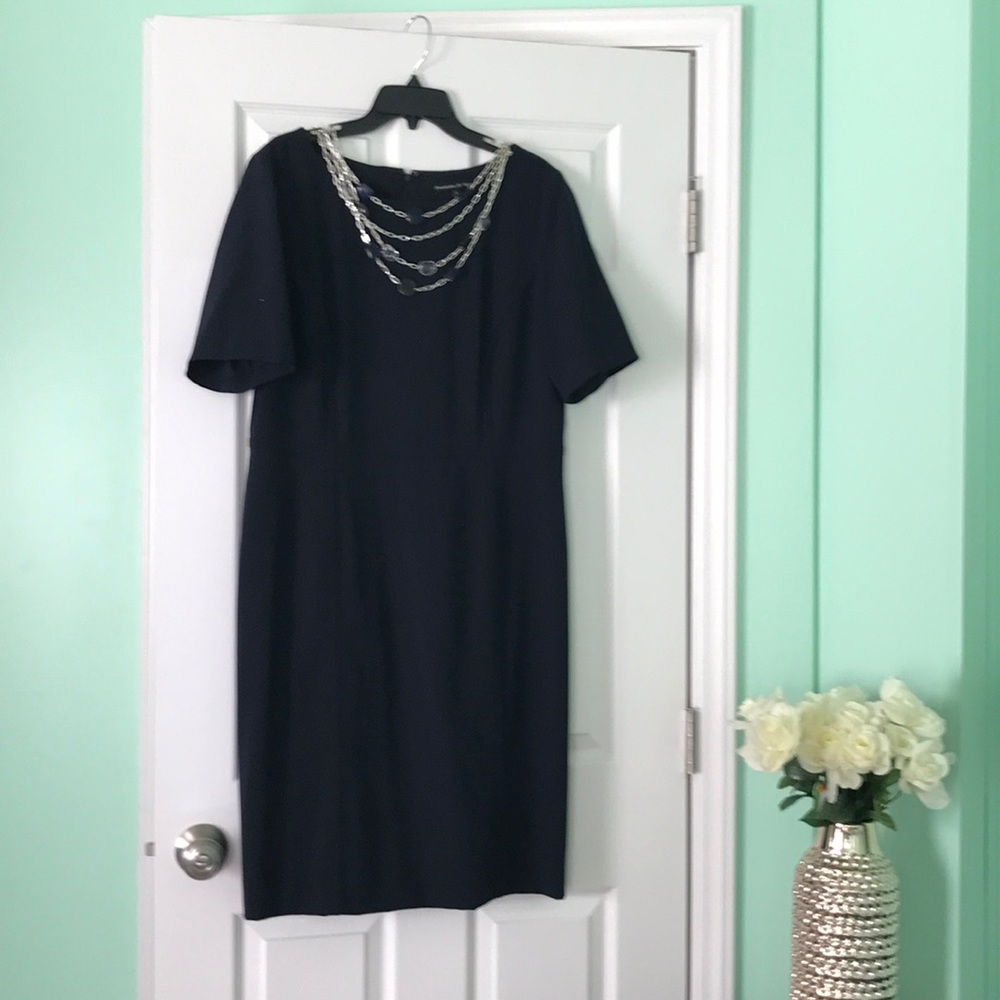 new dress without labeling, but never use it.